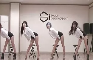 XXX xd'de telefonunuzun büyük üyelerinden bölümden ücretsiz bir video sex video lezbiyen