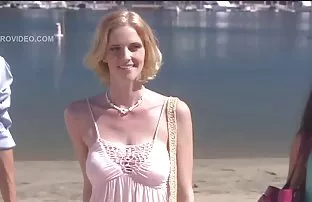 XXX altındaki bir lezbiyen sex indir bedava kadının benzer videolarının pornografik bir derlemesini