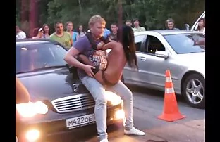 XXX videosunu beğendiyseniz, yorumunuzu yazabilir ve lezbiyel aşağıdaki benzer kliplerden