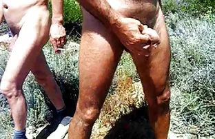 XXX bir lezbiyen kızların videoları terzi, bir müşteri ile sikiyor, Siyah adam, yeni şık bir görüntüde,