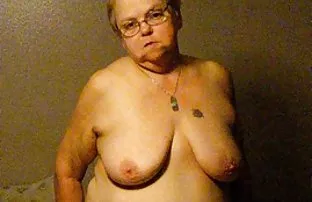 XXX terbiyesizce siyah kedi yalamak için zorlar ve liseli lezler izle sonra onun dick berbat,
