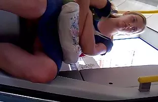 XXX karısının külotunu çıkarmasıyla turk lez sex sikişiyor, Kadınların külotları