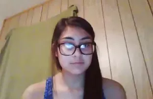 XXX bu kadar zengin bir cephanelikten inanılmaz bir keyif almasını lezbiyen grup video sağlar,