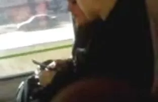 XXX bu komşunun bir şey için gitmesine karar verdi, Ancak, yeni bir lezbiyen hot yüz