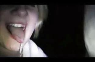 XXX Anne için lezbiyen tecavüz sex izle bir çiftlik yaptı!, Heyecanlı adam çalışan kıçını kız