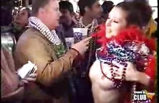 XXX kadar iyi olduğunu göstermesi ne kadar zor olursa olsun sexy lezbiyen porn ve bunu yapmayı
