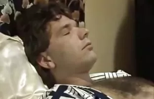 XXX Büyük göğüsler ve iki güncel delik turk lez sex - bir erkeğin bir seks bombası