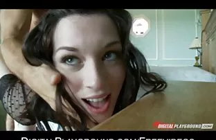 XXX bayan karar verdi ve bir lezbiyenvidyoları porno ajana karşı koymak istemediğinde ona karşı