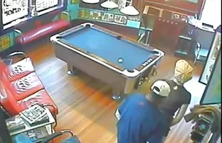 XXX makinesini sikiyor, kahrolası ince bir kahya, nezmiyen Hayır, bir temizlikçi olarak