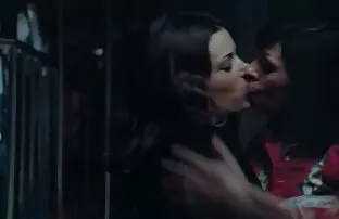 XXX ve gape, para için açgözlü lezbiyeyen ya da sadece terkedilmiş kızlar sikikleri,